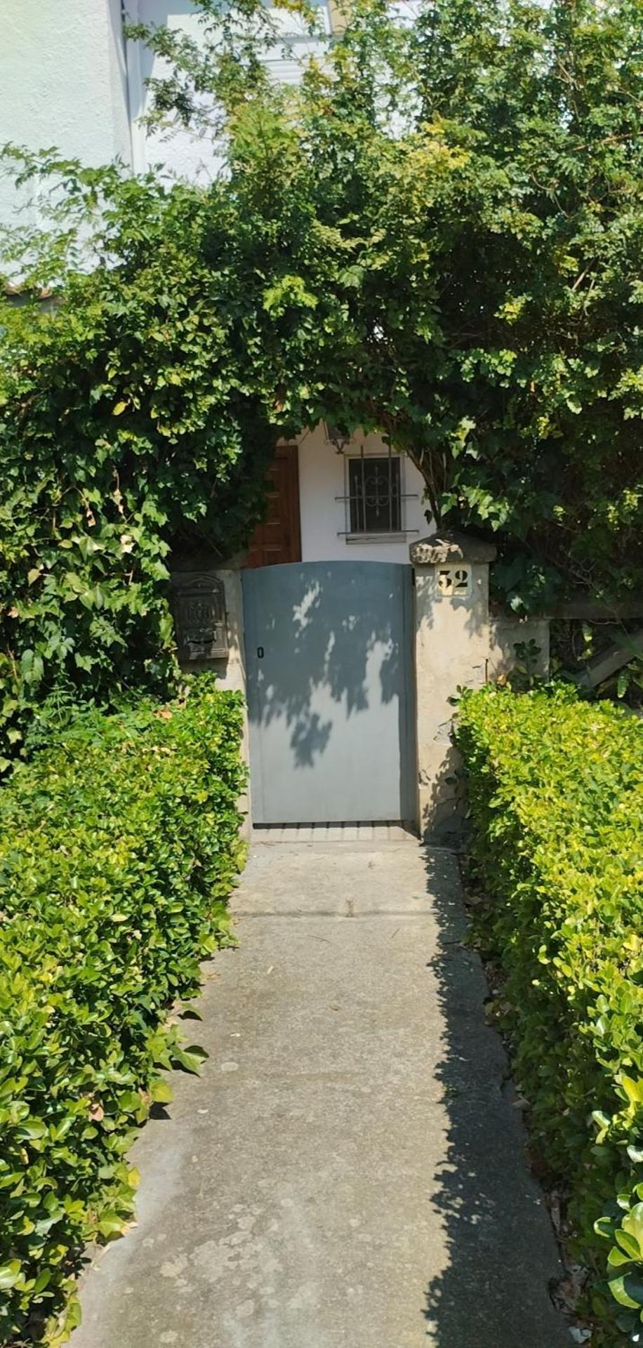 Casa Centrica En Gironaヴィラ エクステリア 写真